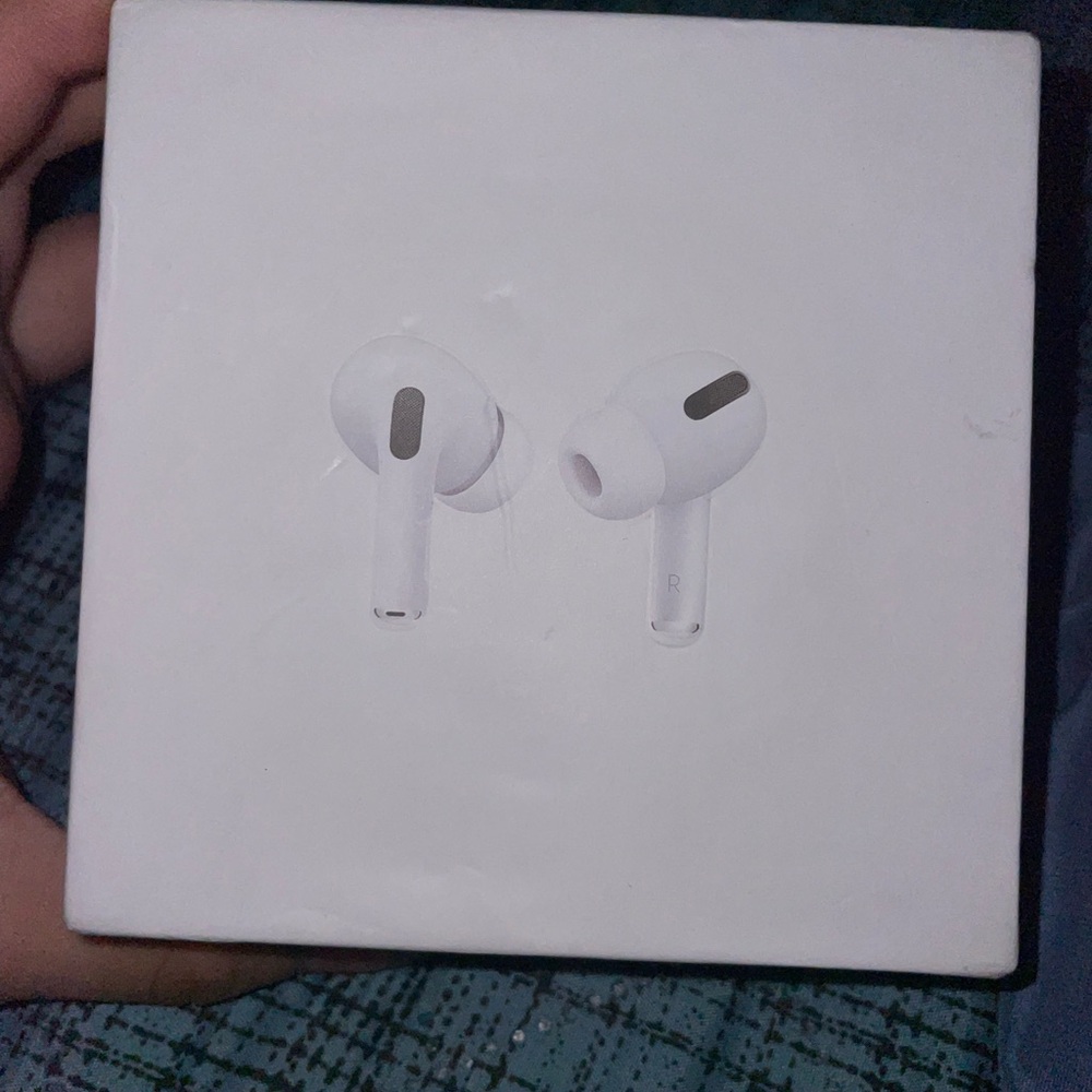 Apple AirPods Pro Wireless Earbuds